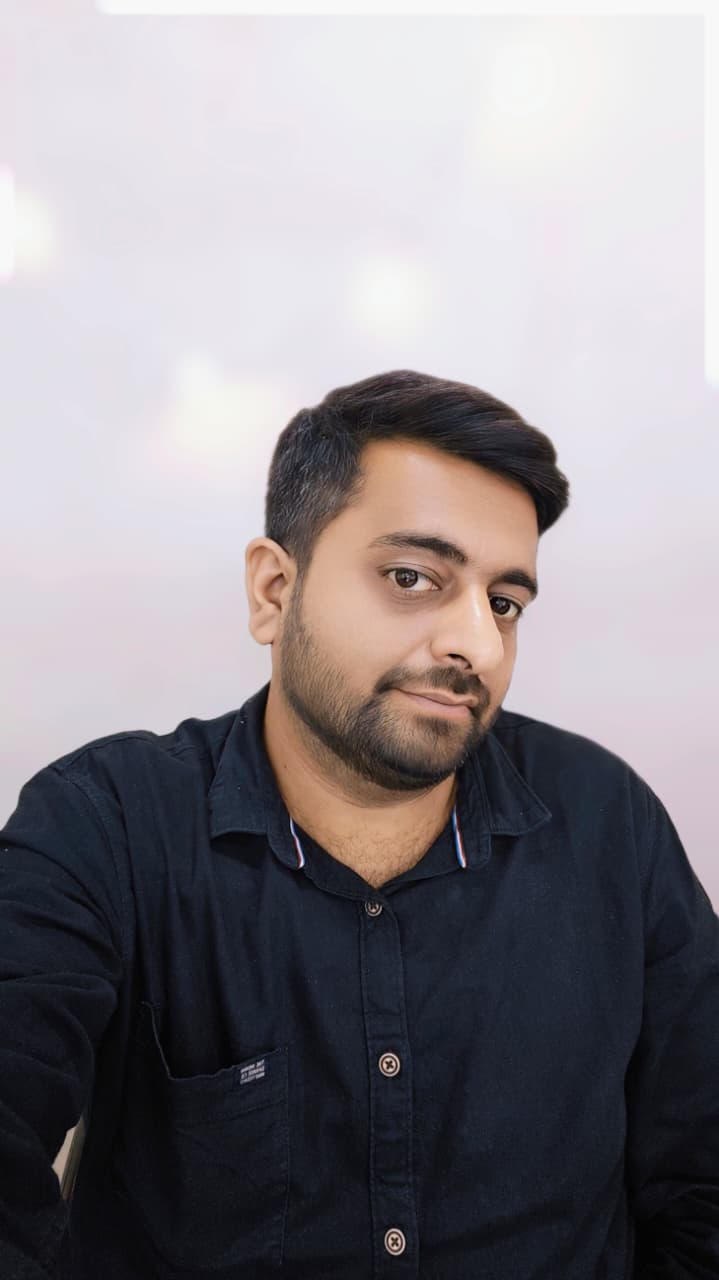 NIKHIL VADHVA